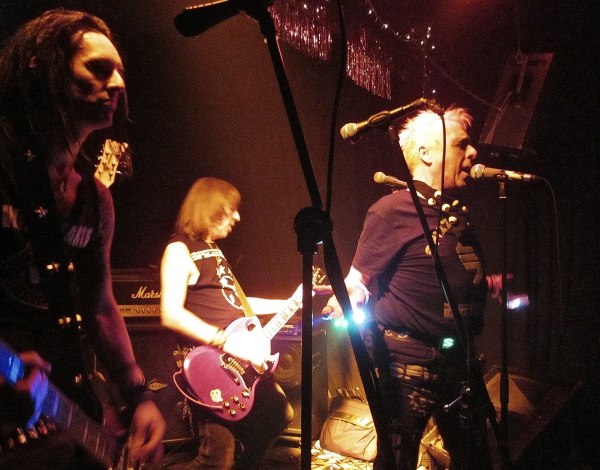 SPIZZENERGI + The Twitchblades @ Cortina Bob, Berlin