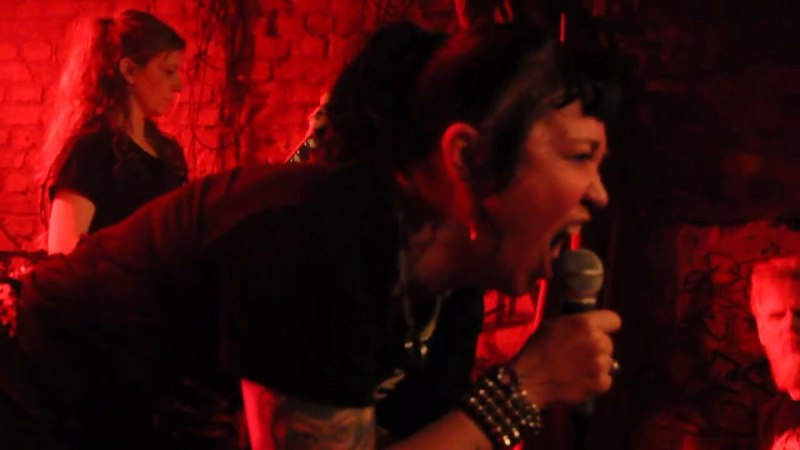 Hetze Frost Punx Picnic 22 02 25 Autonomes Zentrum AZ