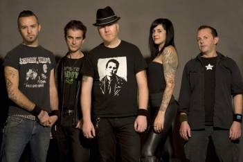 THE MAHONES VS The Fighter!