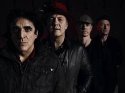 The Killing Joke mit The Crying Spell auf Tour