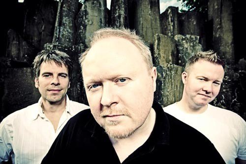 NAON - Video zum - Sweet Dreams - Cover