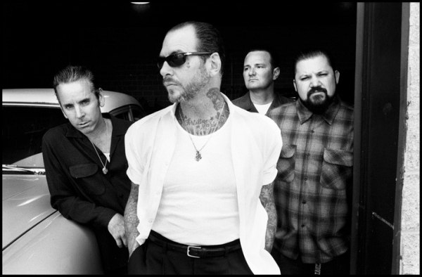 SOCIAL DISTORTION - LIVE SHOWS!