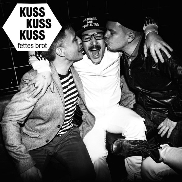 FETTES BROT KussKussKuss (Als wär's ein D.A.F.-Remix) Video & EP