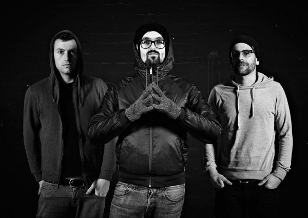BABY LOU werden 10 und feiern "LOUbiläum": 10 Years Of False Metal