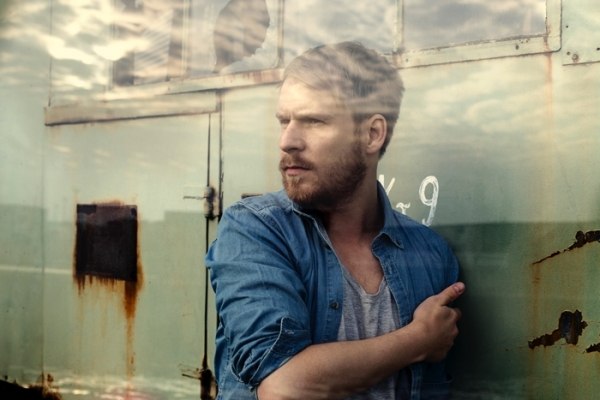Bilder zum Klingen bringen: Daniel Bertram - Der Morgen Single-VÖ: 24.01.14