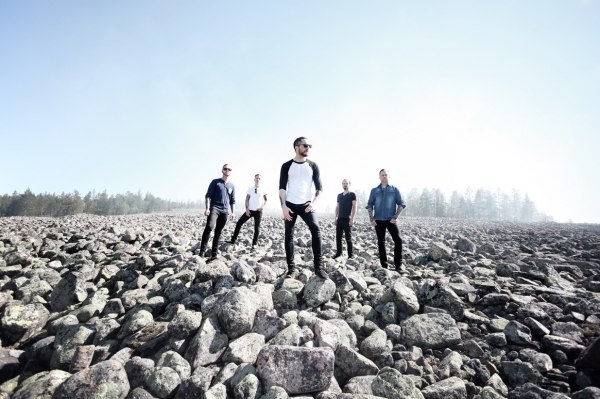 RAISED FIST - NEUES ALBUM IM JANUAR AUF EPITAPH !