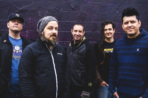 LESS THAN JAKE - TOUR MIT YELLOWCARD