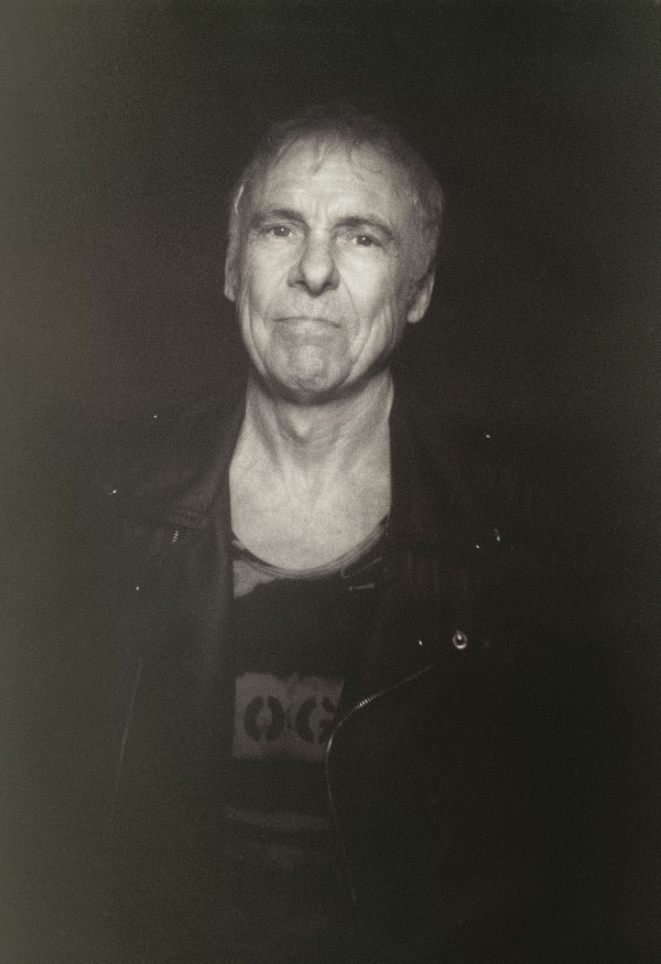 British punk pioneer TV Smith to release a new album in November