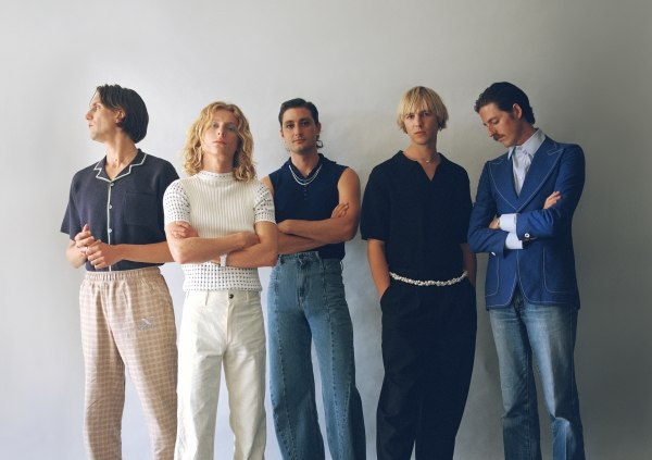 PARCELS - Livesession der neuen Single "Free"