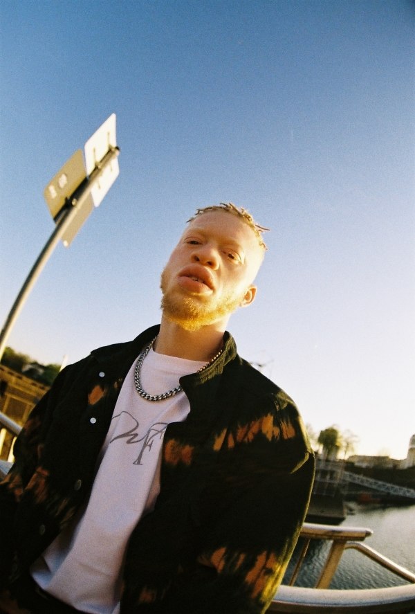 Neue Musikvideos von Albi X