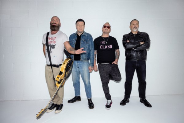RANCID - Neue Single - Devil In Disguise - mit Video!