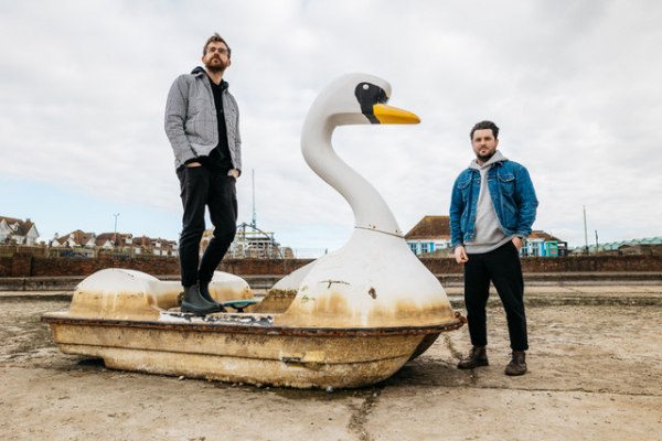 JOHN - Neues Album im Herbst, neue Single samt Video online!
