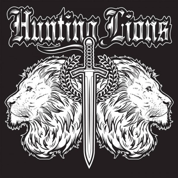 HUNTING LIONS – DARK