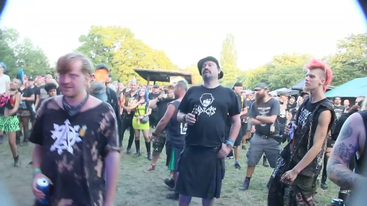 Hausvabot Refuse Festival