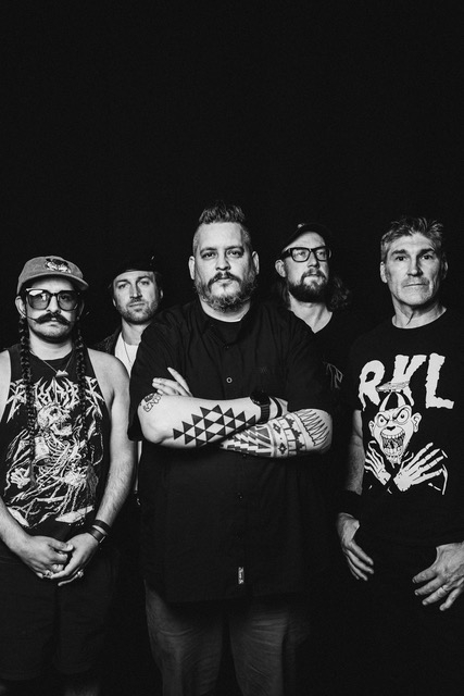 DEAD PIONEERS - Neue Single - Nazi Teeth - ! Auf Tour im März!