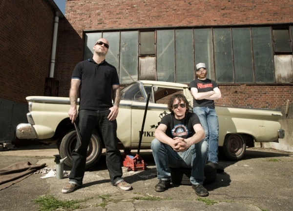 PETER PAN SPEEDROCK - 3 NEUE SONGS ONLINE !
