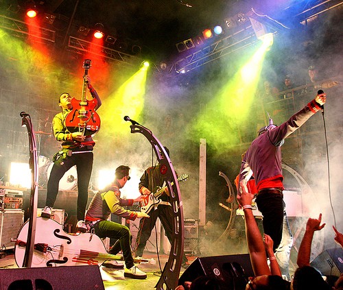 San Francisco space-punk/psychobilly band The Phenomenauts auf Tour in Europa