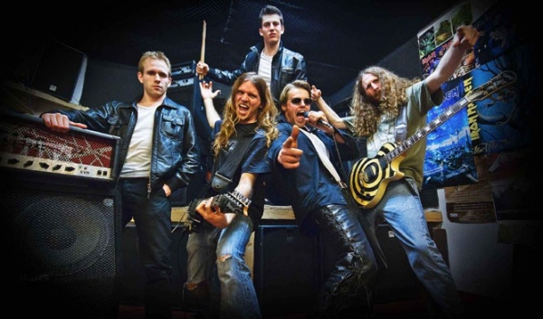 Frischer Power-Metal-Wind von Slavery: jetzt auf Sonic Attack