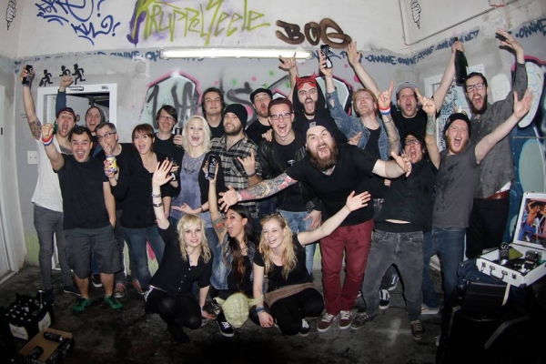 Diene der Party: Das erste Pascow-Video zum neuen Album feierte am 07.02.2014 Premiere!