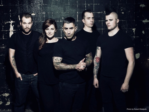 BROILERS - PLATZ 1 DER ALBUM-CHARTS !