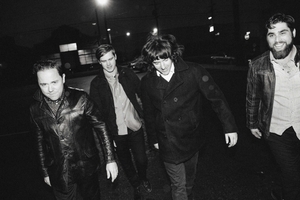 ROLL THE TANKS: Für Fans von Joe Strummer und Replacements - Neu auf Epitaph Records