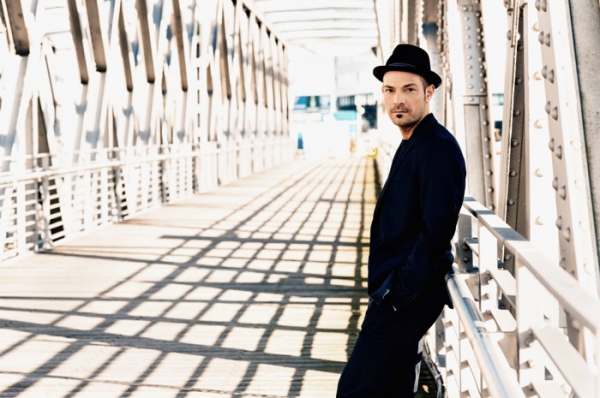 Roger Cicero erobert mit neuem Album "Was immer auch kommt" Platz vier!