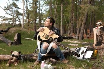 FRANK IERO (My Chemical Romance): SOLO-ALBUM!