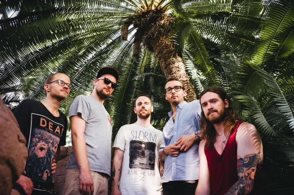 SMILE AND BURN - Neues Album "ACTION ACTION" kommt im Oktober