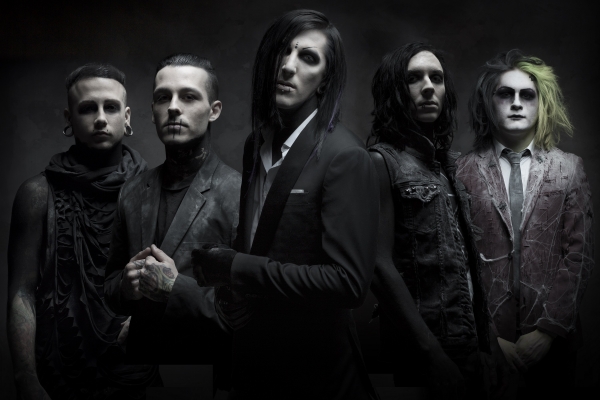 MOTIONLESS IN WHITE - OFFIZIELLER VIDEOCLIP & NEUES ALBUM