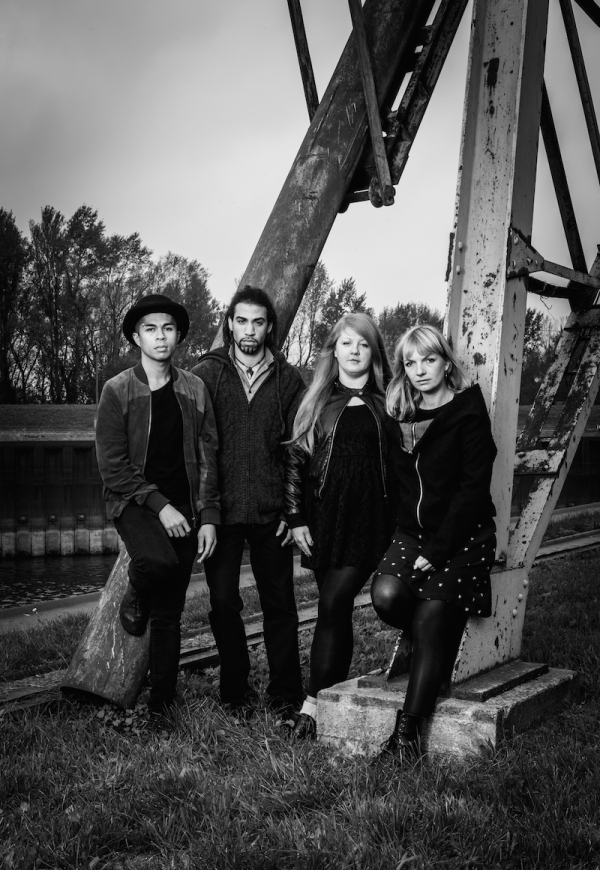DAWA:  -Psithurisma-  (Album) VÖ: 27.02.15 LasVegas Records/Rough Trade