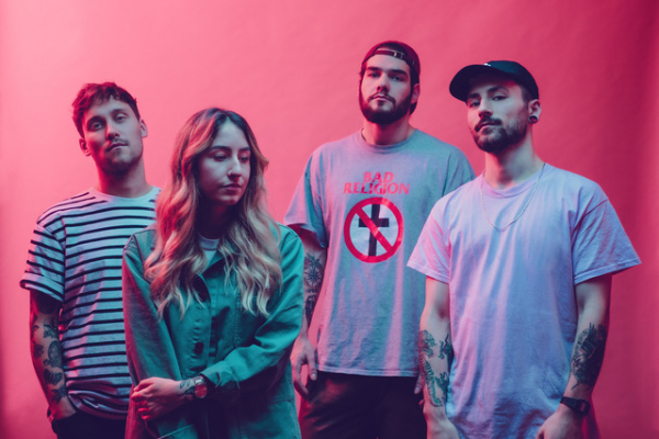 ATTIC STORIES - teilen Musikvideo zu aktueller Single: Downwind