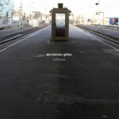 DIE KLEINEN GÖTTER – Zuhause